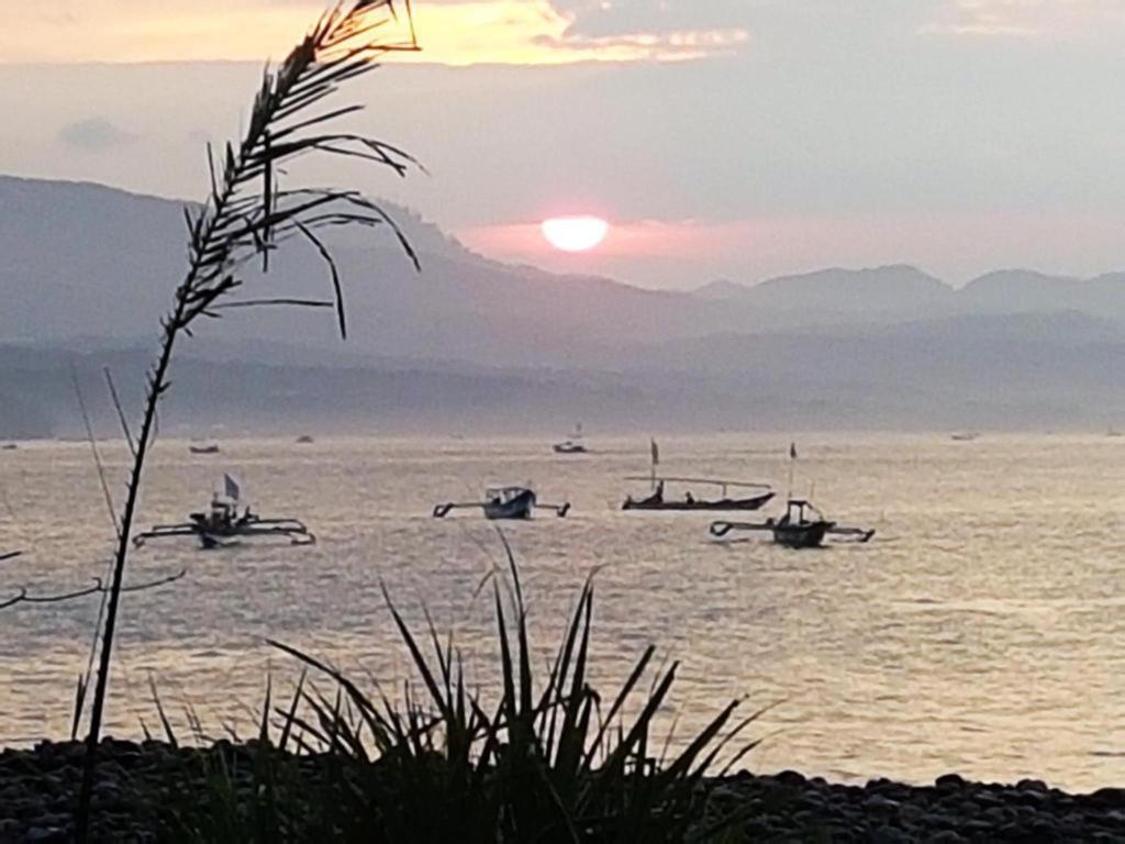Ketapang Resort Karanghawu Exteriér fotografie