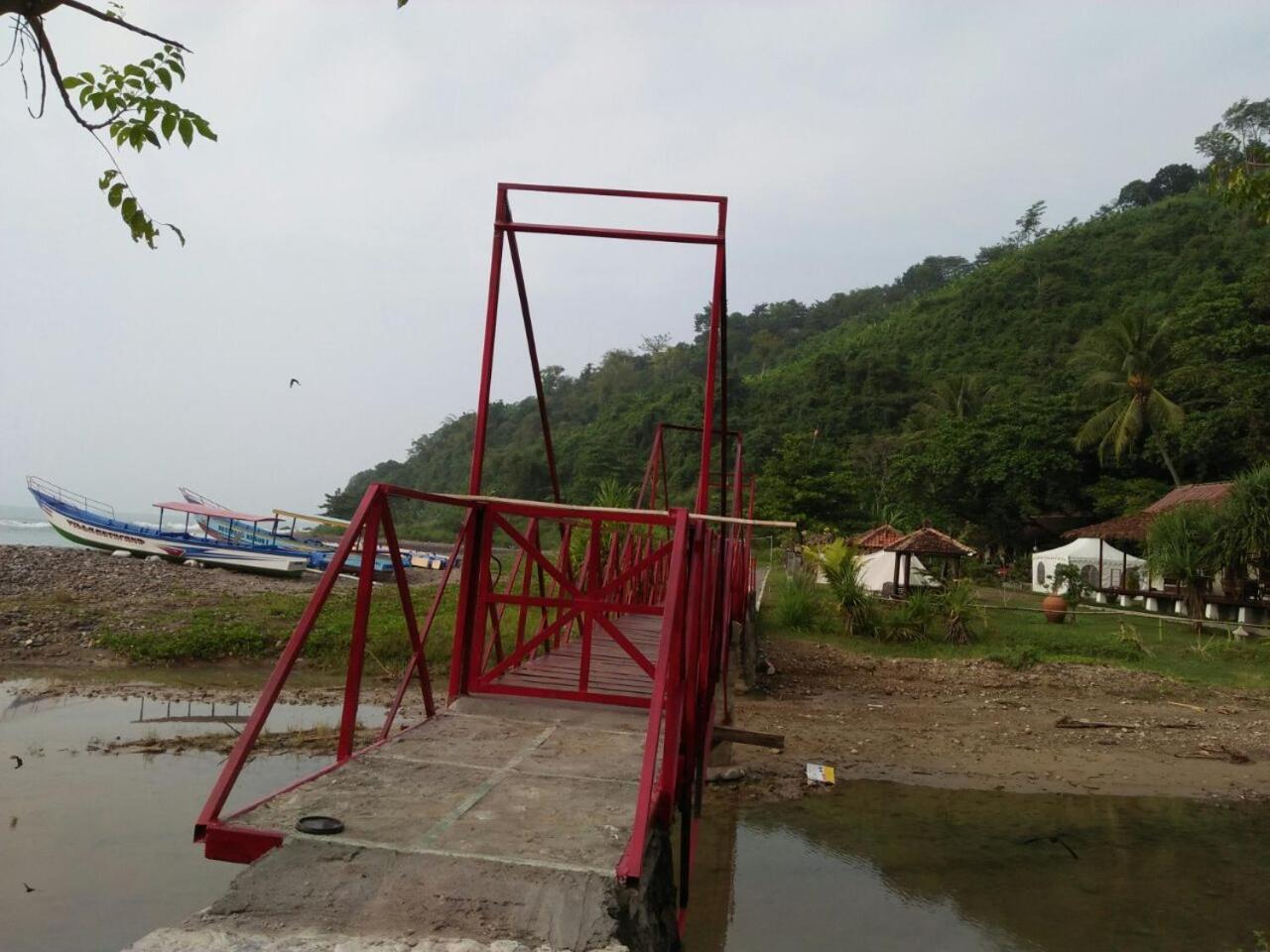 Ketapang Resort Karanghawu Exteriér fotografie